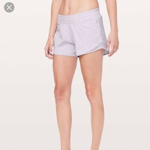 Lululemon Hotty Hot Short Long Size 8